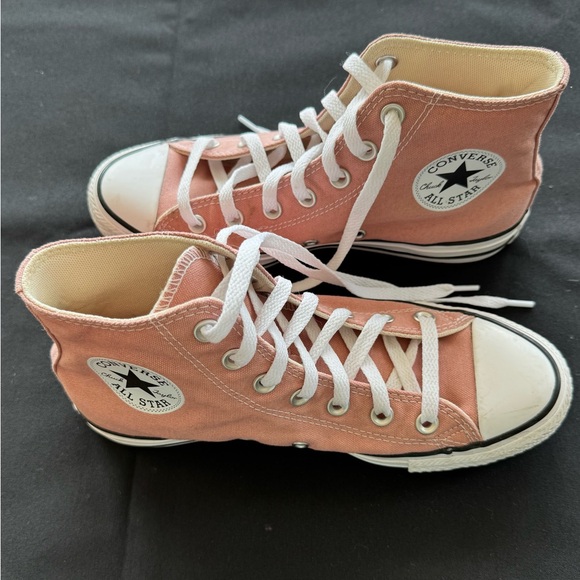 Converse Shoes - Converse peach Canvas High-Tops 7.5